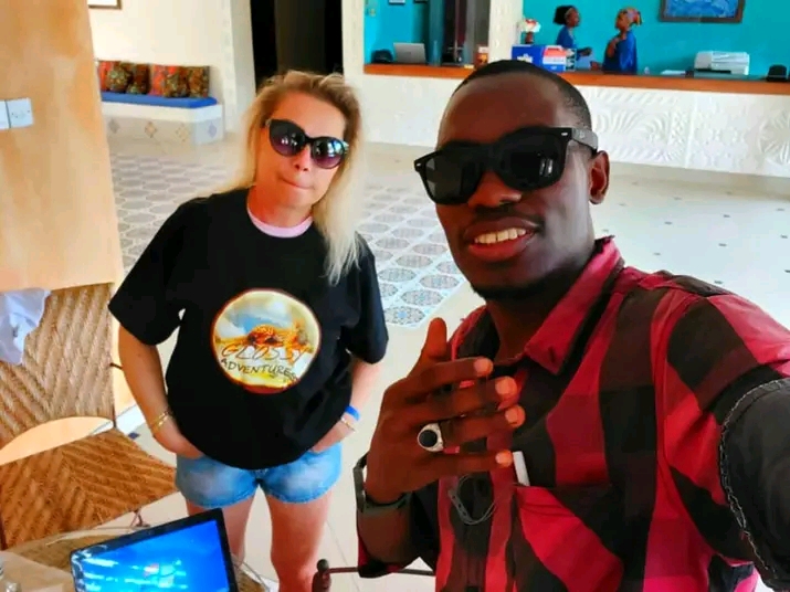 background image for - Beach Holiday's Relaxing Zanzibar 