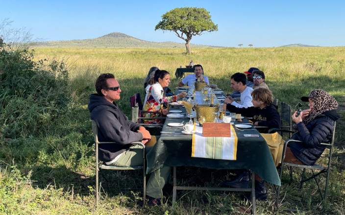 background image for - 10 Days Tanzania & Zanzibar Luxury Honeymoon Package