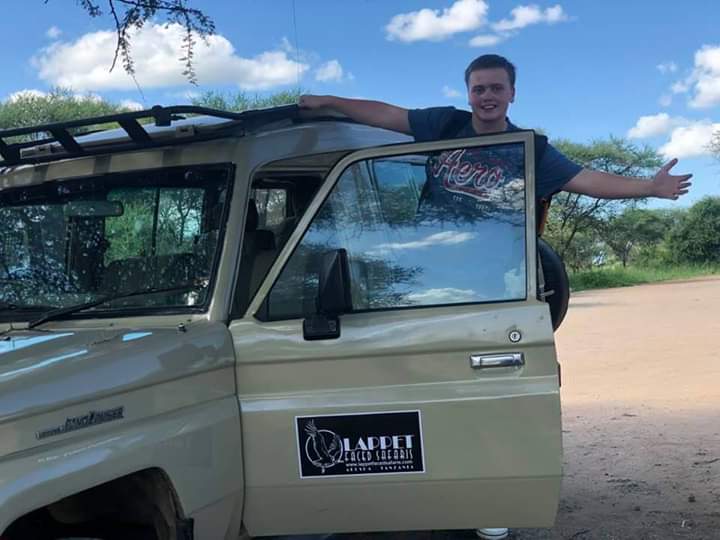 background image for - Best of Mid-Range Northern Safari Circuit