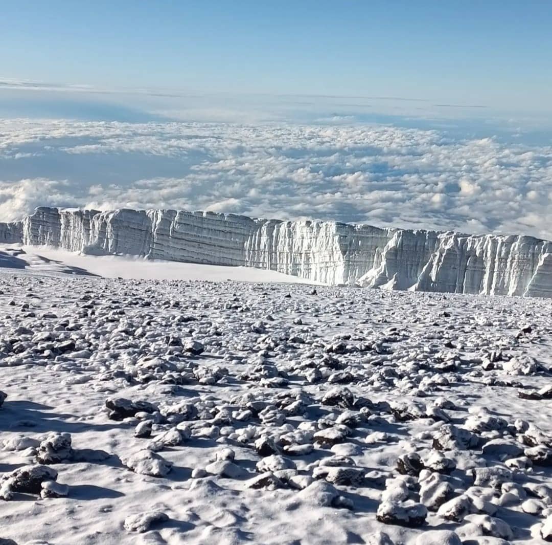 background image for - 11 days Kilimanjaro Nothern Circuit
