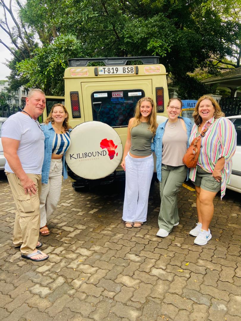 background image for - 6-Day Tanzania Safari: Tarangire, Serengeti & Ngorongoro Crater