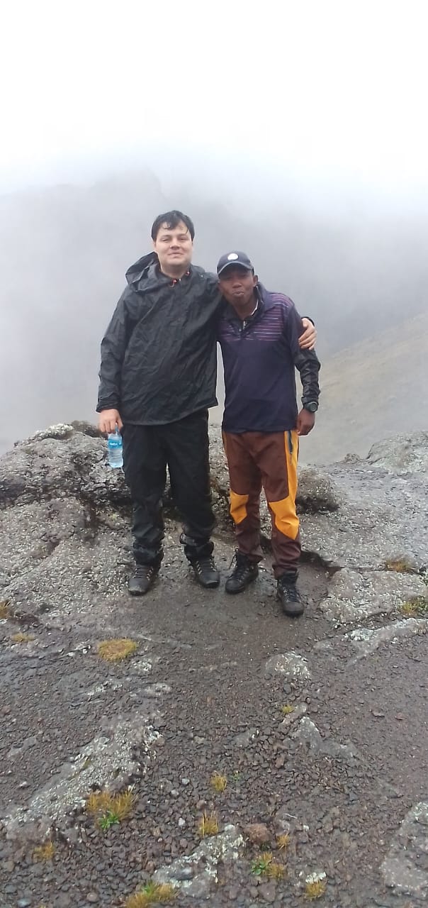 Image number 7 for Mt Kenya Challange Sirimon Route Down Chogoria