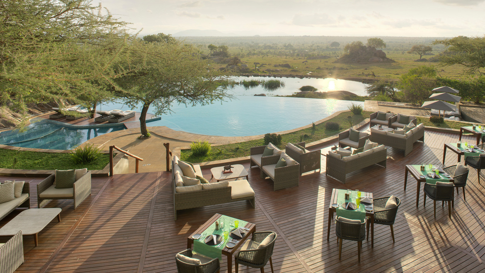 background image for - 2 Nights Serengeti Top Luxury - Four Seasons Lodge