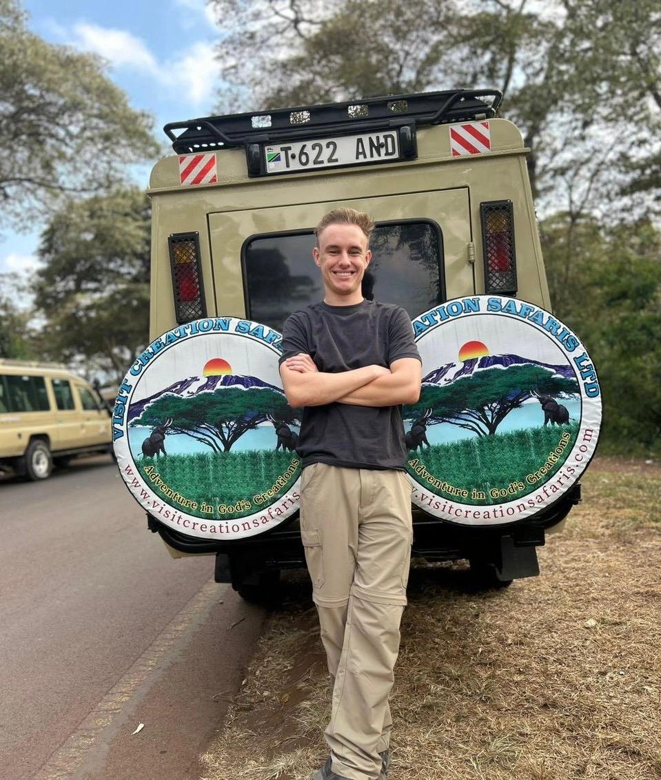 background image for - Ngorongoro, Manyara, Tarangire & Materuni Village