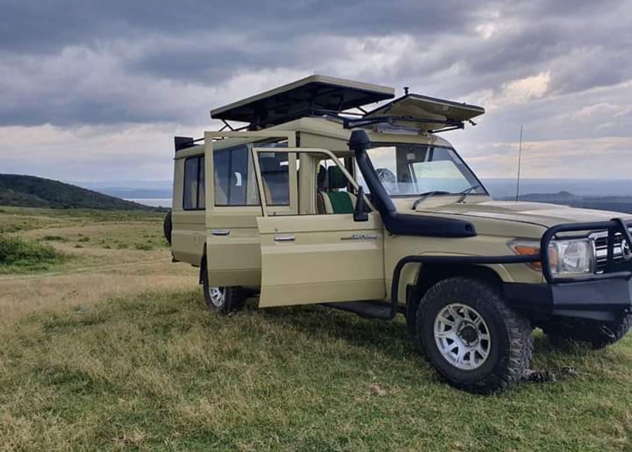 Image number 1 for High-end Tanzania Safari
