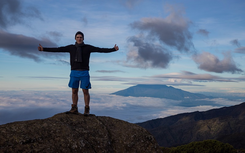 background image for -  6 Days Rongai Route