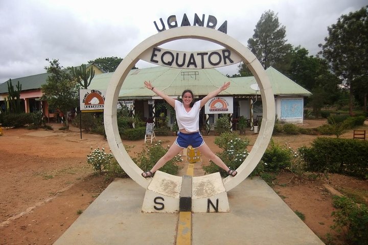 background image for - Uganda Equator Line