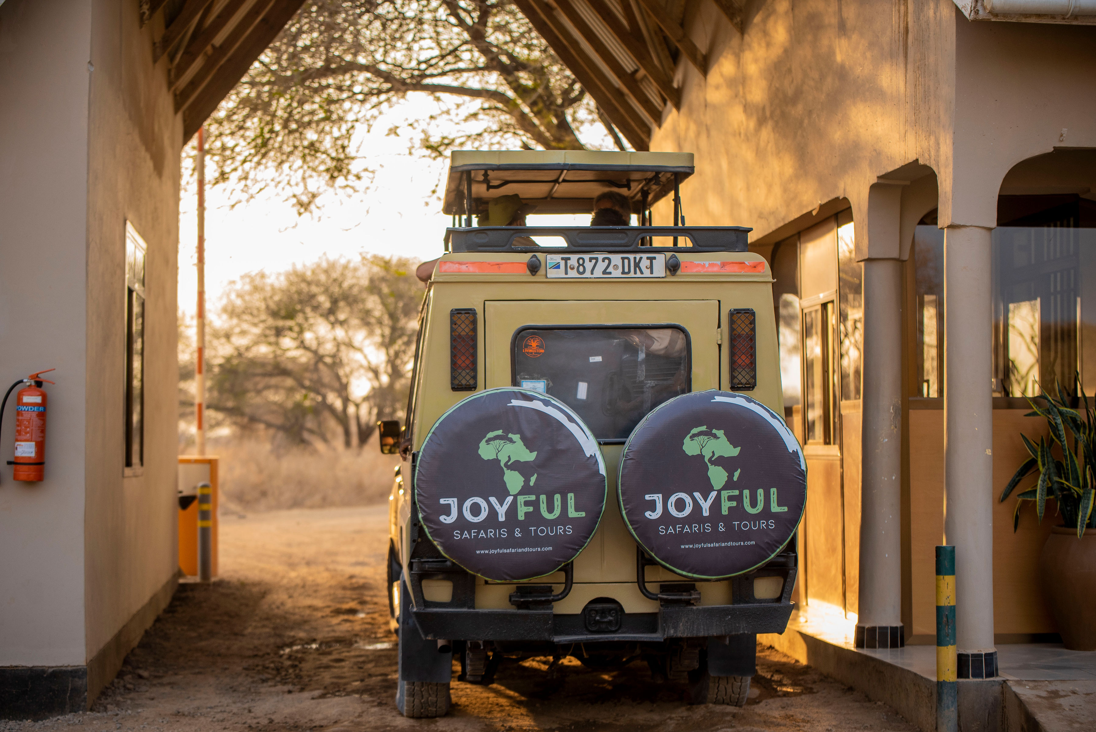 Image number 2 for Tanzania Safaris, Waterfalls And Coffee Tour