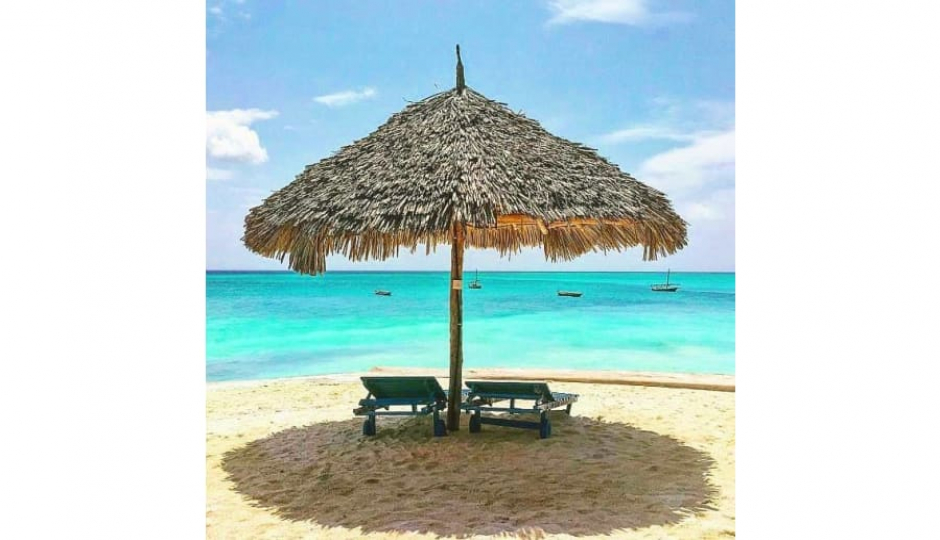 Slides Images for Zanzibar Holiday: Discover Tropical Beaches
