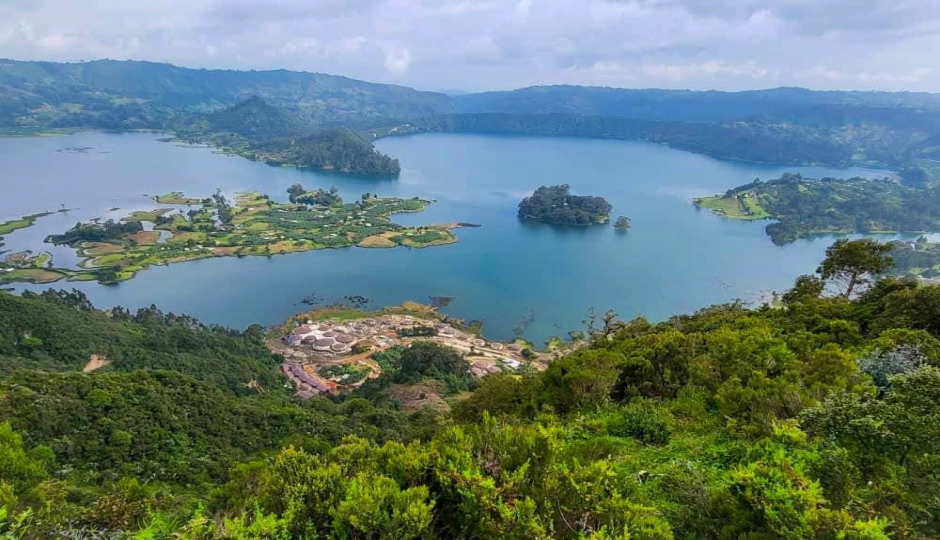Wenchi Crater Lake Tour | 2-Day Nature & Hiking Adventure